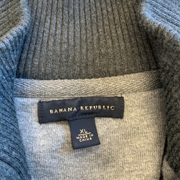 BANANA REPUBLIC DARK GRAY SWEATER (XL) - Picture 4 of 7